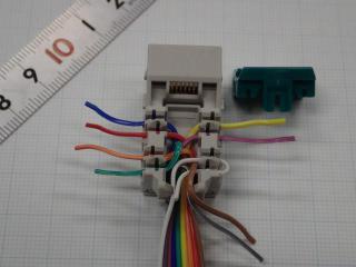 RJ45$B%m!<%<%C%H$K%j%\%s%1!<%V%k$r05Ce(B